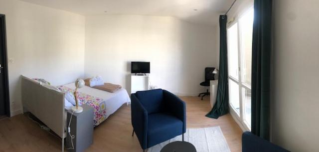 Rond Point Studio Cosy Et Central Avec Balcon แซงต์-เอเตียน ภายนอก รูปภาพ